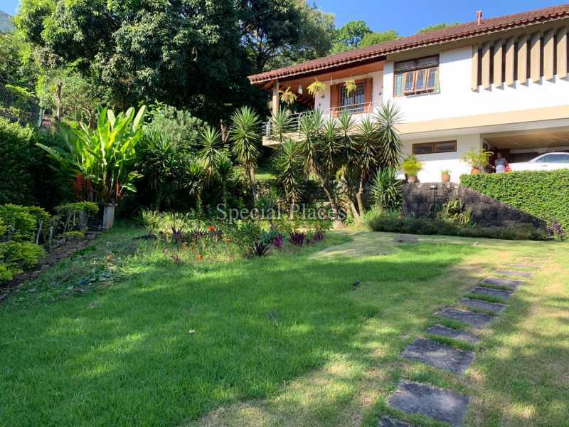 Conheça fachada 1 do imóvel - Casa em frente a Cachoeirinha natural! - LOC1245A - 1 fachada 1
