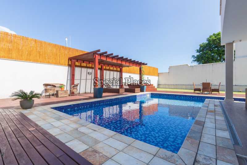Conheça piscina do imóvel - Casa em Condomínio 5 quartos à venda Itanhangá, Rio de Janeiro - R$ 3.500.000 - BAC6164 - 26 piscina