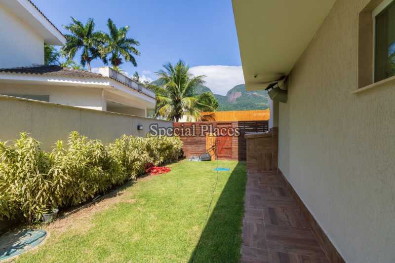 Conheça jardim do imóvel - Casa em Condomínio 5 quartos à venda Itanhangá, Rio de Janeiro - R$ 3.500.000 - BAC6164 - 24 jardim
