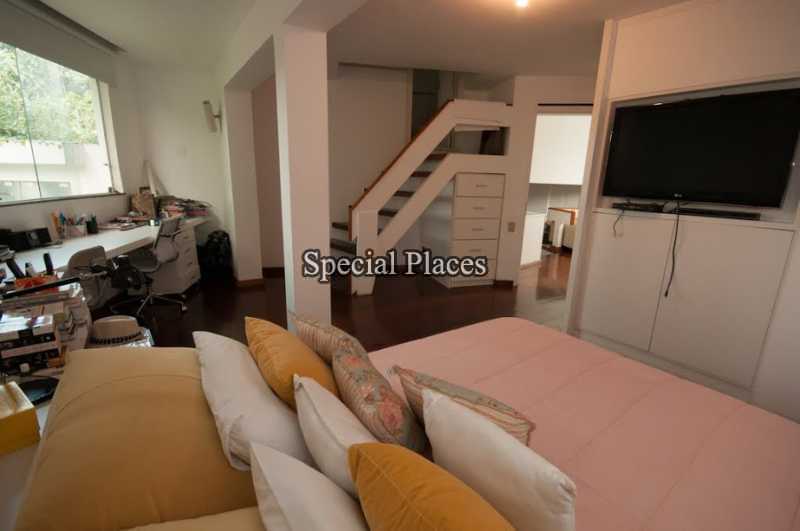Conheça suite do imóvel - Casa em Condomínio Barra, Quintas do Rio, Barra da Tijuca, Rio de Janeiro, RJ Para Alugar, 4 Quartos, 660m² - LOC1247 - 16 suite