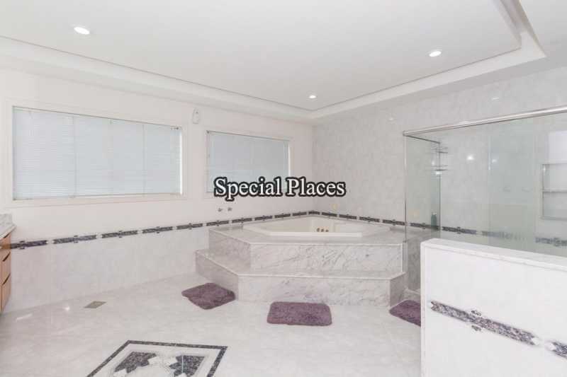 Conheça 17 BANHEIRO SUITE MASTER do imóvel - Casa em Condomínio 5 quartos à venda Barra da Tijuca, Rio de Janeiro - R$ 7.500.000 - BAC6171 - 18 17 BANHEIRO SUITE MASTER