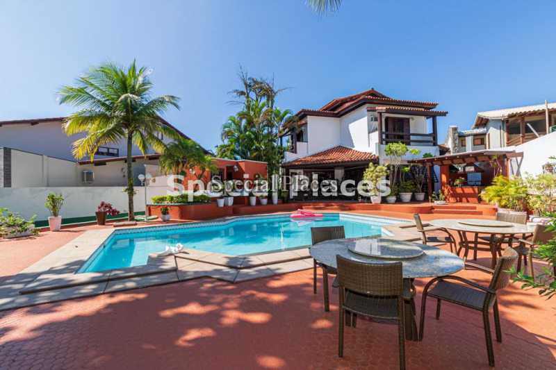 Conheça 9E5B9AAF-D8DF-4D8C-A836-9EE568 do imóvel - Casa em Condomínio 5 quartos para venda e aluguel Barra da Tijuca, Rio de Janeiro - R$ 5.500 - LOC1053A - 3 9E5B9AAF-D8DF-4D8C-A836-9EE568