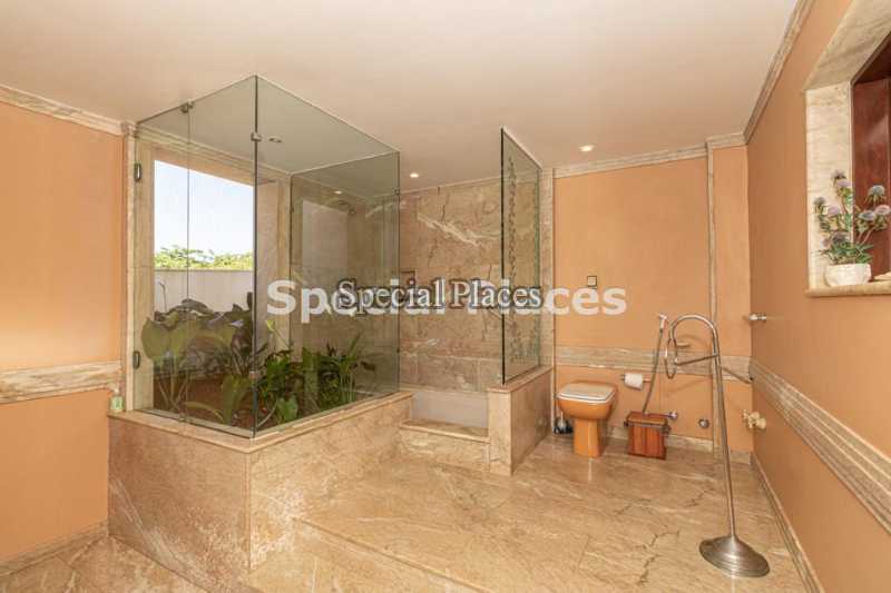 Conheça EB2CAB54-E399-495F-B2BB-82D62C do imóvel - Casa em Condomínio 5 quartos para venda e aluguel Barra da Tijuca, Rio de Janeiro - R$ 5.500 - LOC1053A - 26 EB2CAB54-E399-495F-B2BB-82D62C