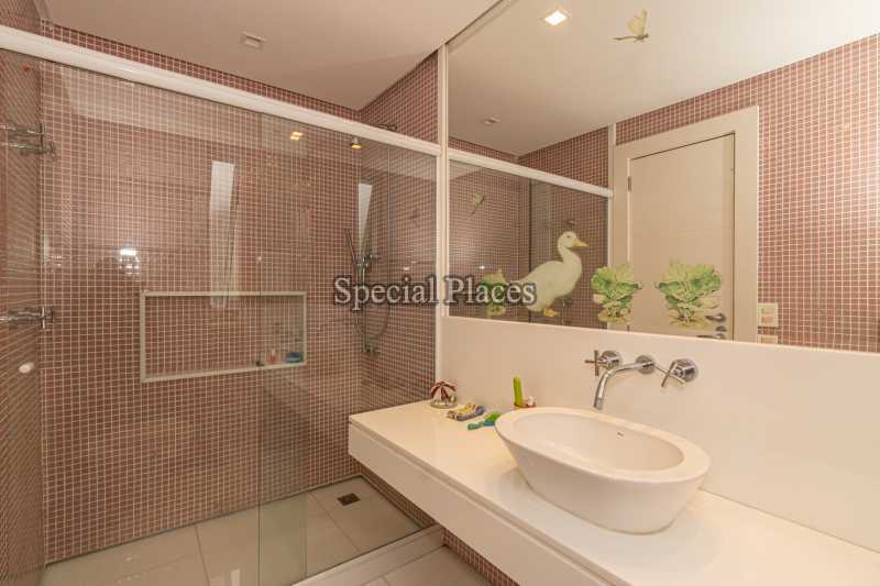 Conheça banheiro da suíte do imóvel - Casa em Condomínio 3 quartos à venda Itanhangá, Rio de Janeiro - R$ 3.500.000 - BAC6197 - 20 banheiro da suíte