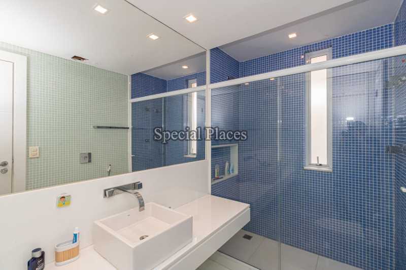 Conheça banheiro da suíte do imóvel - Casa em Condomínio 3 quartos à venda Itanhangá, Rio de Janeiro - R$ 3.500.000 - BAC6197 - 22 banheiro da suíte