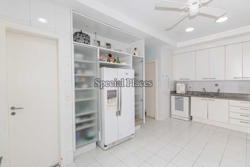 Conheça COZINHA do imóvel - Casa em Condomínio 4 quartos à venda Itanhangá, Rio de Janeiro - R$ 4.500.000 - BAC6206 - 21 COZINHA - Casa em Condomínio 4 quartos à venda Itanhangá, Rio de Janeiro - R$ 4.500.000 - BAC6206 - 21