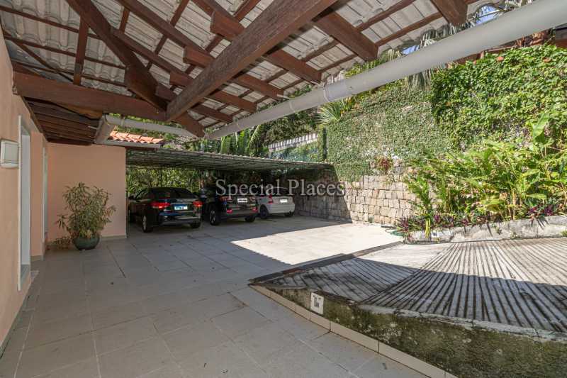 Conheça GARAGEM do imóvel - Casa em Condomínio 5 quartos à venda Itanhangá, Rio de Janeiro - R$ 2.750.000 - BAC6209 - 13 GARAGEM