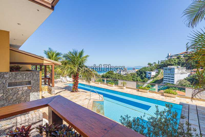 Conheça VARANDA VISTA PISCINA do imóvel - Casa em Condomínio 4 quartos à venda Joá, Rio de Janeiro - R$ 7.800.000 - BAC6210 - 19 VARANDA VISTA PISCINA - Casa em Condomínio 4 quartos à venda Joá, Rio de Janeiro - R$ 7.800.000 - BAC6210 - 19
