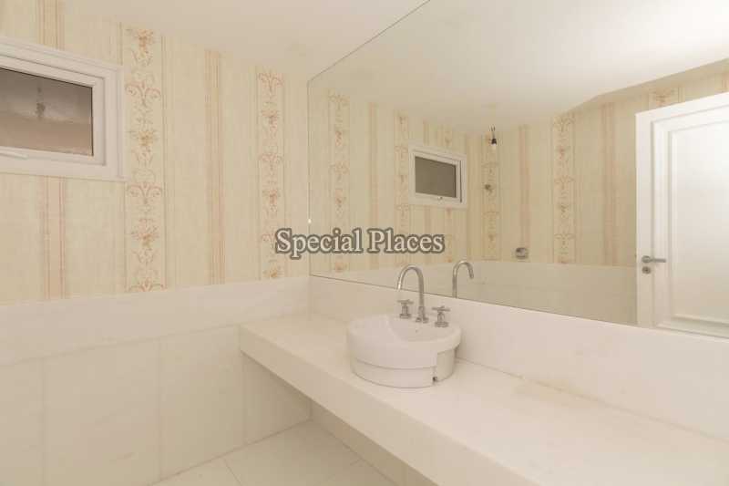 Conheça LAVABO do imóvel - Casa em Condomínio Barra, Park Palace, Barra da Tijuca, Rio de Janeiro, RJ À Venda, 8 Quartos, 1644m² - BAC2652 - 17 LAVABO