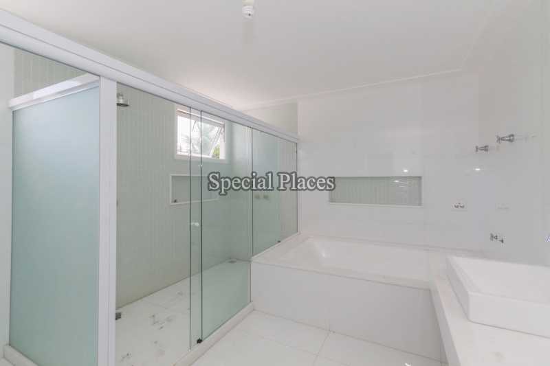 Conheça BANHEIRO MASTER do imóvel - Casa em Condomínio Barra, Park Palace, Barra da Tijuca, Rio de Janeiro, RJ À Venda, 8 Quartos, 1644m² - BAC2652 - 28 BANHEIRO MASTER