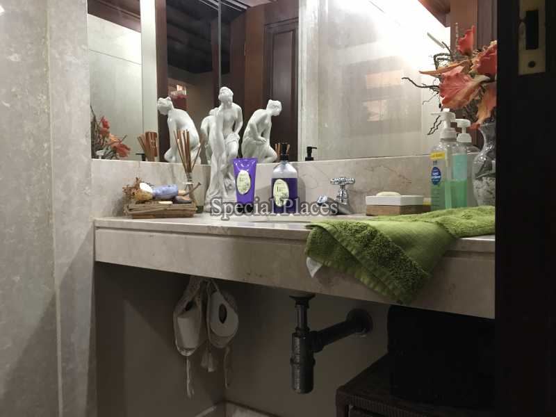 Conheça LAVABO do imóvel - Casa em Condomínio Barra, Lagoa Mar Norte, Barra da Tijuca, Rio de Janeiro, RJ À Venda, 4 Quartos, 728m² - BAC2719 - 28 LAVABO