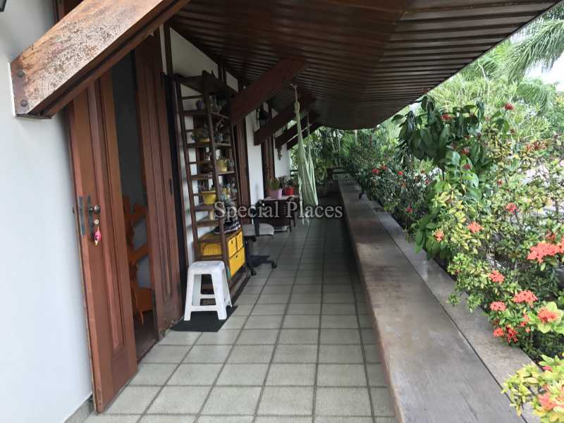 Conheça VARANDA DOS QUARTOS do imóvel - Casa em Condomínio Barra, Lagoa Mar Norte, Barra da Tijuca, Rio de Janeiro, RJ À Venda, 4 Quartos, 728m² - BAC2719 - 25 VARANDA DOS QUARTOS