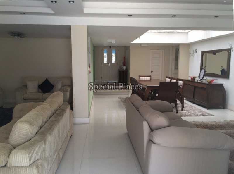 Conheça SALÃO do imóvel - Casa À Venda no Condomínio Barra, Santa Marina - Barra da Tijuca - Rio de Janeiro - RJ - BAC2849 - 14 SALÃO
