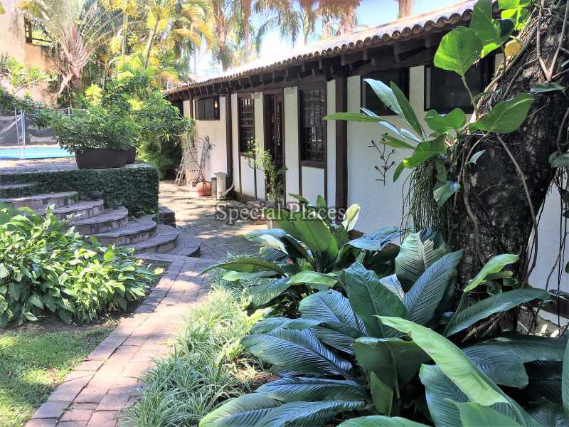 Conheça FUNDOS do imóvel - Casa À Venda no Condomínio Itanhangá, Portinho do Massarú - Itanhangá - Rio de Janeiro - RJ - BAC2859 - 5 FUNDOS