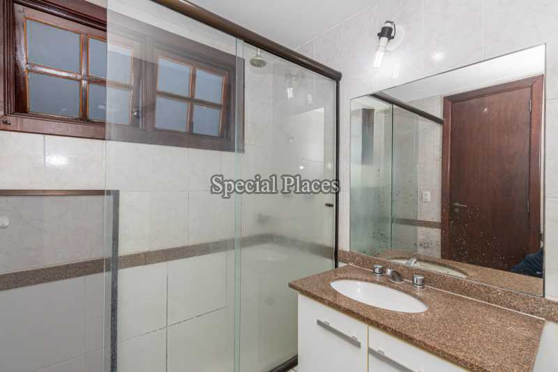 Conheça banheiro do imóvel - Casa em Condomínio 4 quartos à venda Itanhangá, Rio de Janeiro - R$ 3.200.000 - BAC2915 - 23 banheiro