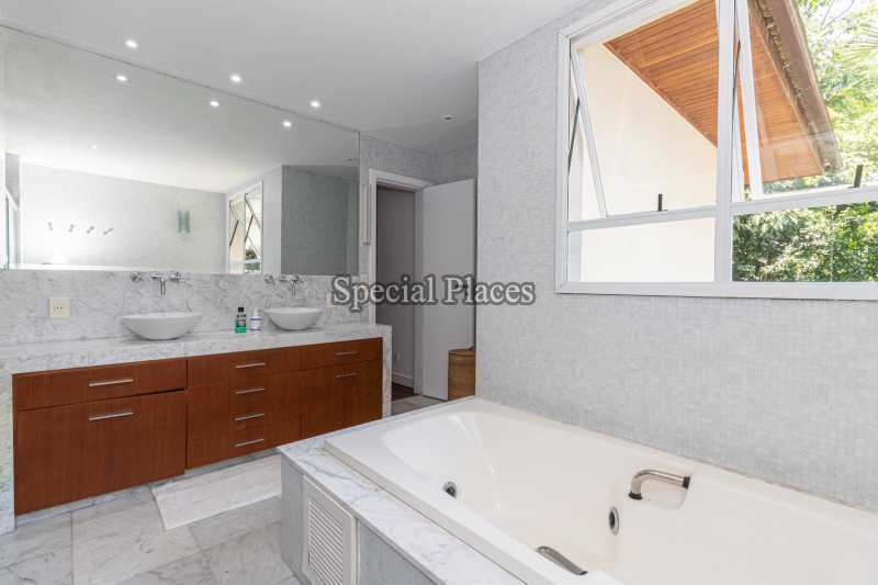 Conheça banheiro suite master do imóvel - Casa em Condomínio 4 quartos à venda Itanhangá, Rio de Janeiro - R$ 3.500.000 - BAC3019 - 20 banheiro suite master