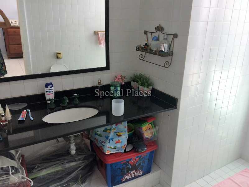 Conheça BANHEIRO SUITE do imóvel - Casa em Condomínio Itanhangá, Greenwood Park, Itanhangá, Rio de Janeiro, RJ À Venda, 4 Quartos, 638m² - BAC3057 - 29 BANHEIRO SUITE