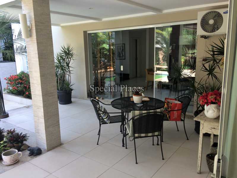 Conheça VARANDA do imóvel - Casa em Condomínio Itanhangá, Greenwood Park, Itanhangá, Rio de Janeiro, RJ À Venda, 4 Quartos, 638m² - BAC3057 - 10 VARANDA