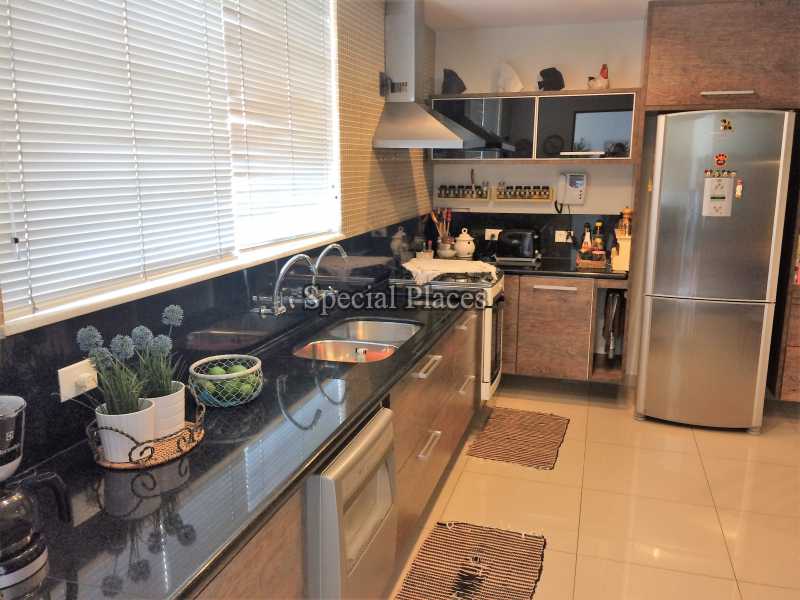 Conheça COZINHA do imóvel - Casa em Condomínio Itanhangá, Greenwood Park, Itanhangá, Rio de Janeiro, RJ À Venda, 4 Quartos, 638m² - BAC3057 - 17 COZINHA