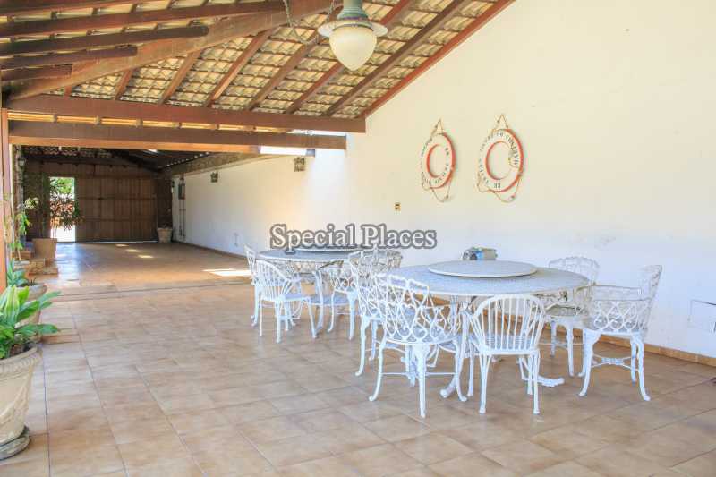 Conheça GARAGEM COBERTA do imóvel - Casa À Venda no Condomínio Barra, Park Palace - Barra da Tijuca - Rio de Janeiro - RJ - BAC3126 - 12 GARAGEM COBERTA