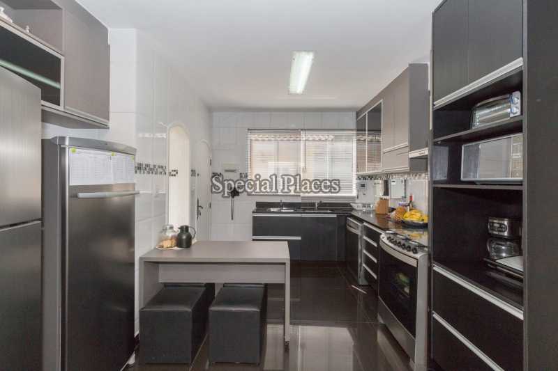 Conheça COZINHA do imóvel - Casa À Venda no Condomínio Itanhangá, Greenwood Park - Itanhangá - Rio de Janeiro - RJ - BAC1296 - 14 COZINHA