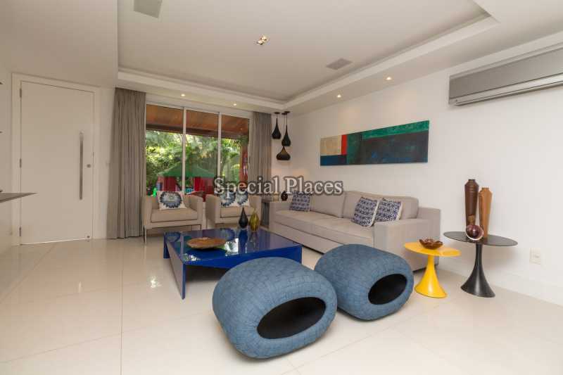 Conheça ENTRADA / SALÃO do imóvel - Casa À Venda no Condomínio Barra, Santa Marina - Barra da Tijuca - Rio de Janeiro - RJ - BAC3507 - 12 ENTRADA / SALÃO