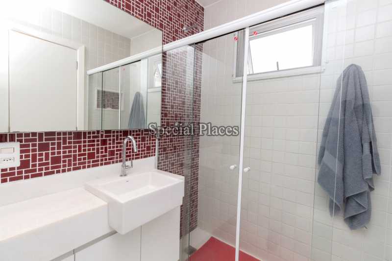 Conheça BANHEIRO ANEXO do imóvel - Casa À Venda no Condomínio Barra, Santa Marina - Barra da Tijuca - Rio de Janeiro - RJ - BAC3507 - 31 BANHEIRO ANEXO