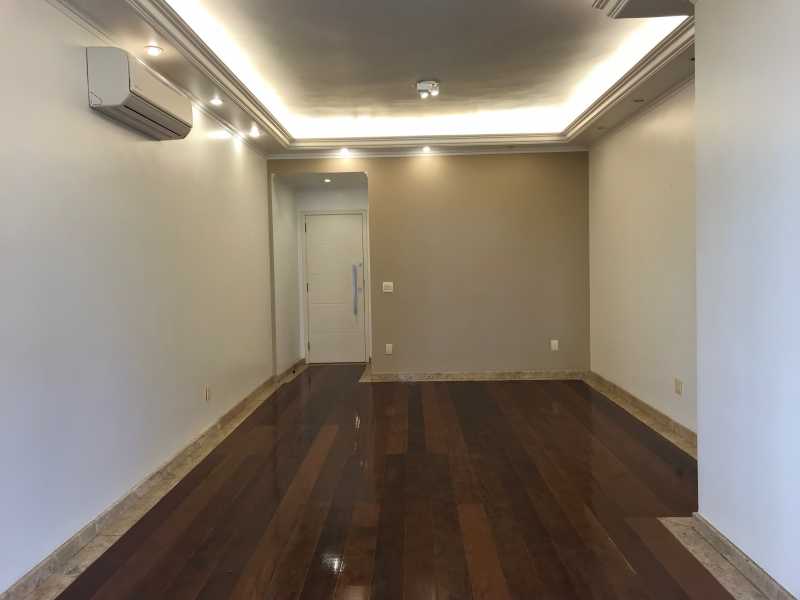 Conheça 02 do imóvel - Apartamento 3 quartos à venda Tijuca, Rio de Janeiro - R$ 830.000 - MEAP30227 - 3 02 - Apartamento 3 quartos à venda Tijuca, Rio de Janeiro - R$ 830.000 - MEAP30227 - 3