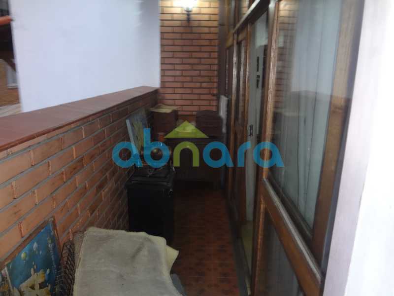 Conheça 29 do imóvel - Casa duplex , condomínio fechado em Copacabana. 150 m2, 3 quartos, 2 banheiros, cozinha, área de serviço com banheiro, varanda. 1 Vaga - CPCN30004 - 16 29 - Casa duplex , condomínio fechado em Copacabana. 150 m2, 3 quartos, 2 banheiros, cozinha, área de serviço com banheiro, varanda. 1 Vaga - CPCN30004 - 16