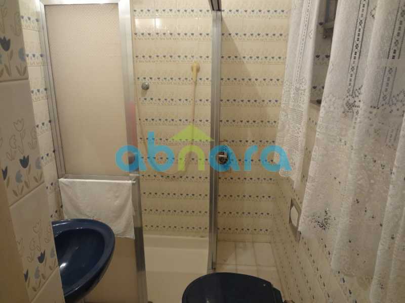 Conheça 31 do imóvel - Casa duplex , condomínio fechado em Copacabana. 150 m2, 3 quartos, 2 banheiros, cozinha, área de serviço com banheiro, varanda. 1 Vaga - CPCN30004 - 17 31 - Casa duplex , condomínio fechado em Copacabana. 150 m2, 3 quartos, 2 banheiros, cozinha, área de serviço com banheiro, varanda. 1 Vaga - CPCN30004 - 17