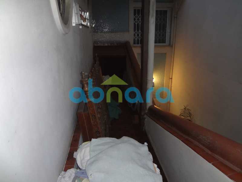 Conheça 51 do imóvel - Casa duplex , condomínio fechado em Copacabana. 150 m2, 3 quartos, 2 banheiros, cozinha, área de serviço com banheiro, varanda. 1 Vaga - CPCN30004 - 29 51 - Casa duplex , condomínio fechado em Copacabana. 150 m2, 3 quartos, 2 banheiros, cozinha, área de serviço com banheiro, varanda. 1 Vaga - CPCN30004 - 29