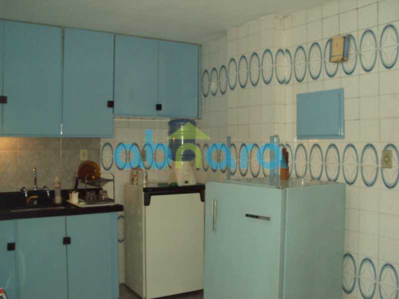 Cozinha - Lindo 4 qts sendo 2 sts, com 202 m2. Salão em 3 ambientes, banheiro social, lavabo, copa e cozinha, dependências completas, VAGA NA ESCRITURA - CPAP40326 - 19