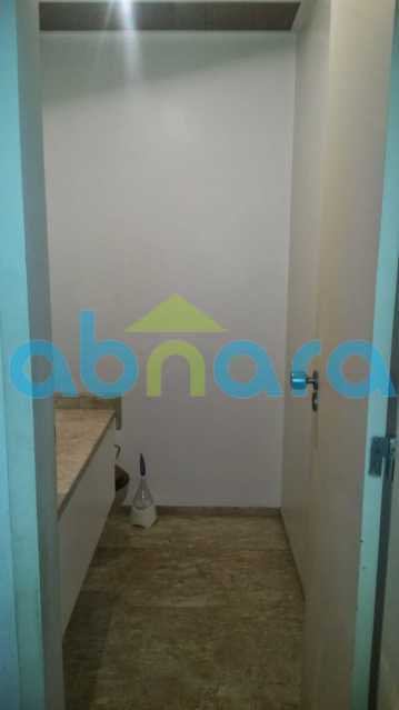 Conheça Banheiro do imóvel - Amplo 4 quartos no Flamengo, com 427 m2, 3 suites, salão em 3 ambientes, banheiro social, lavabo, esplêndida Copa cozinha, dependências completas e 3 VAGAS NA ESCRITURA. - CPAP40327 - 14 Banheiro - Amplo 4 quartos no Flamengo, com 427 m2, 3 suites, salão em 3 ambientes, banheiro social, lavabo, esplêndida Copa cozinha, dependências completas e 3 VAGAS NA ESCRITURA. - CPAP40327 - 14
