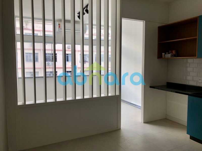 Conheça 14 do imóvel - Kitnet/Conjugado 32m² à venda Copacabana, Rio de Janeiro - R$ 450.000 - CPKI10185 - 13 14 - Kitnet/Conjugado 32m² à venda Copacabana, Rio de Janeiro - R$ 450.000 - CPKI10185 - 13
