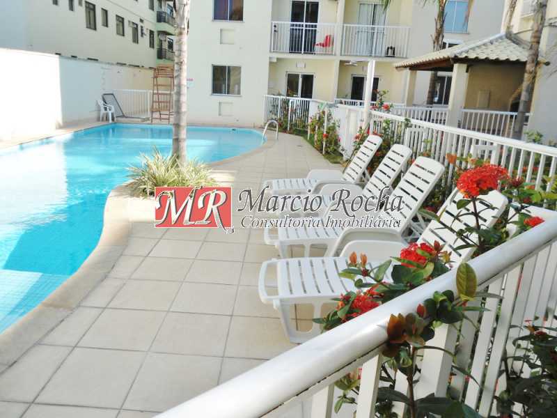 Conheça 12 piscina do imóvel - Nas Nuvens Cond Clube, AP 2qts, varanda, vaga, piscina. - VLAP20323 - 15 12 piscina - Nas Nuvens Cond Clube, AP 2qts, varanda, vaga, piscina. - VLAP20323 - 15