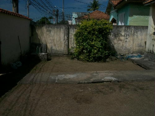 Conheça QUINTAL FRONTAL do imóvel - Valqueire terreno medindo 10 x 50 com RGI 70m2 edificad - RR20041 - 5 QUINTAL FRONTAL - Valqueire terreno medindo 10 x 50 com RGI 70m2 edificad - RR20041 - 5