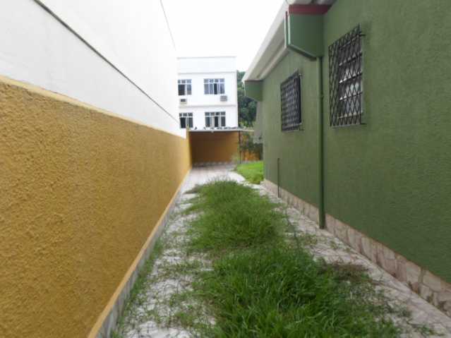 Conheça SAM_2605 do imóvel - Valquire, casa, linear, 350M2, Quintal, Vazia, C. Terreno, Vagas - VLCA20001 - 4 SAM_2605 - Valquire, casa, linear, 350M2, Quintal, Vazia, C. Terreno, Vagas - VLCA20001 - 4