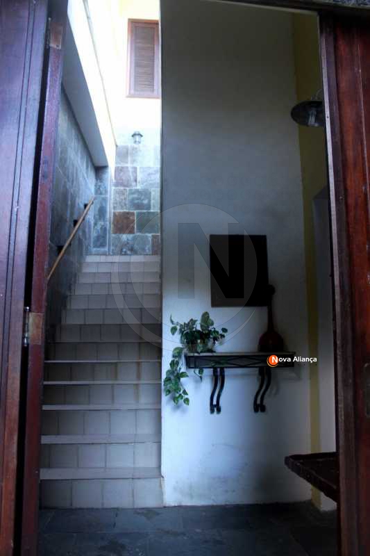 Conheça entrada do imóvel - Casa à venda Rua Itamonte,Cosme Velho, Rio de Janeiro - R$ 1.989.000 - NFCA40005 - 17 entrada - Casa à venda Rua Itamonte,Cosme Velho, Rio de Janeiro - R$ 1.989.000 - NFCA40005 - 17