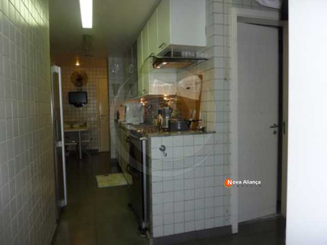 Conheça 18_Área serviço do imóvel - Cobertura 4 quartos à venda Laranjeiras, Rio de Janeiro - R$ 2.500.000 - NFCO40007 - 21 18_Área serviço - Cobertura 4 quartos à venda Laranjeiras, Rio de Janeiro - R$ 2.500.000 - NFCO40007 - 21