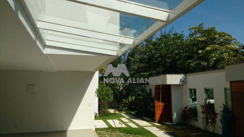 Conheça WhatsApp Image 2018-01-11 at 1 do imóvel - Casa em Condomínio 5 quartos à venda Barra da Tijuca, Rio de Janeiro - R$ 5.800.000 - NBCN50005 - 15 WhatsApp Image 2018-01-11 at 1 - Casa em Condomínio 5 quartos à venda Barra da Tijuca, Rio de Janeiro - R$ 5.800.000 - NBCN50005 - 15