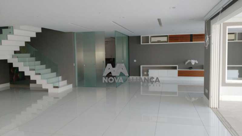 Conheça WhatsApp Image 2018-01-11 at 1 do imóvel - Casa em Condomínio 5 quartos à venda Barra da Tijuca, Rio de Janeiro - R$ 5.800.000 - NBCN50005 - 11 WhatsApp Image 2018-01-11 at 1 - Casa em Condomínio 5 quartos à venda Barra da Tijuca, Rio de Janeiro - R$ 5.800.000 - NBCN50005 - 11