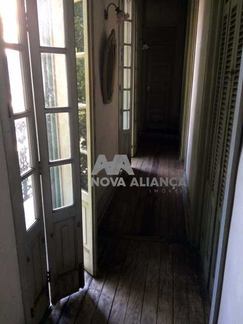 Conheça corredor_superior do imóvel - Casa 4 quartos à venda Laranjeiras, Rio de Janeiro - R$ 790.000 - NBCA40034 - 13 corredor_superior - Casa 4 quartos à venda Laranjeiras, Rio de Janeiro - R$ 790.000 - NBCA40034 - 13