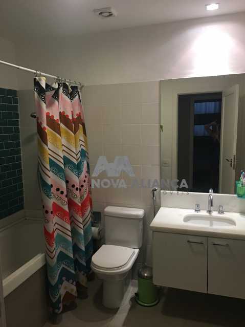 Conheça 2 FloBath 2 do imóvel - Casa à venda Rua Barão de Guaratiba,Glória, Rio de Janeiro - R$ 2.600.000 - NFCA50028 - 18 2 FloBath 2 - Casa à venda Rua Barão de Guaratiba,Glória, Rio de Janeiro - R$ 2.600.000 - NFCA50028 - 18
