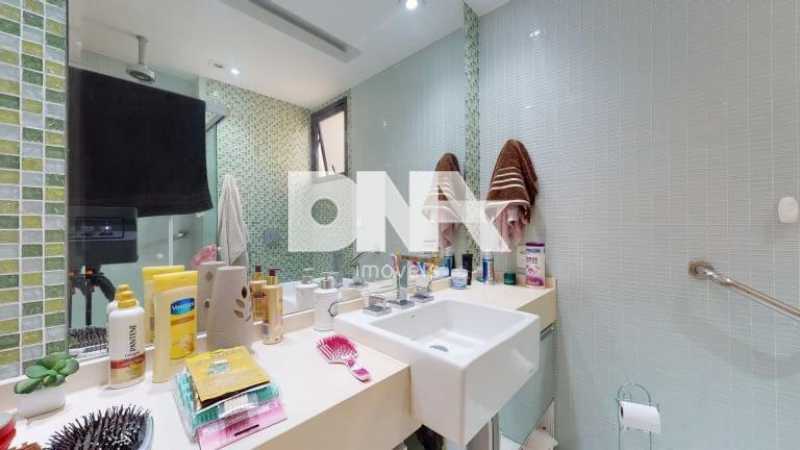 Banheiro suíte  - Flat 1 quarto à venda Copacabana, Rio de Janeiro - R$ 800.000 - NCFL10061 - 9