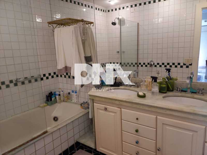 Banheiro suite 2 andar - Cobertura à venda Rua Timóteo da Costa,Leblon, Rio de Janeiro - R$ 4.400.000 - LECO30002 - 25