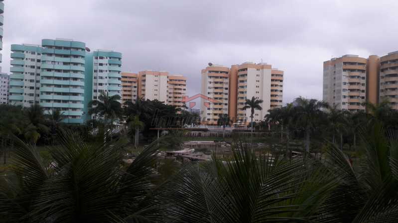 Conheça 022 do imóvel - Apartamento à venda Avenida Cláudio Besserman Vianna,Barra da Tijuca, Rio de Janeiro - R$ 460.000 - PEAP20976 - 24 022 - Apartamento à venda Avenida Cláudio Besserman Vianna,Barra da Tijuca, Rio de Janeiro - R$ 460.000 - PEAP20976 - 24