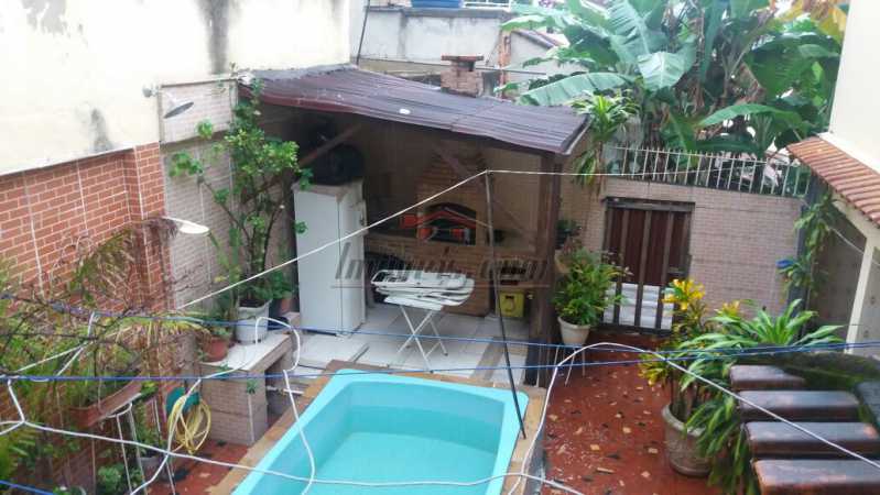 Conheça 5. do imóvel - Casa à venda Rua Marquês de Jacarepaguá,Taquara, Rio de Janeiro - R$ 2.100.000 - PECA30267 - 19 5. - Casa à venda Rua Marquês de Jacarepaguá,Taquara, Rio de Janeiro - R$ 2.100.000 - PECA30267 - 19