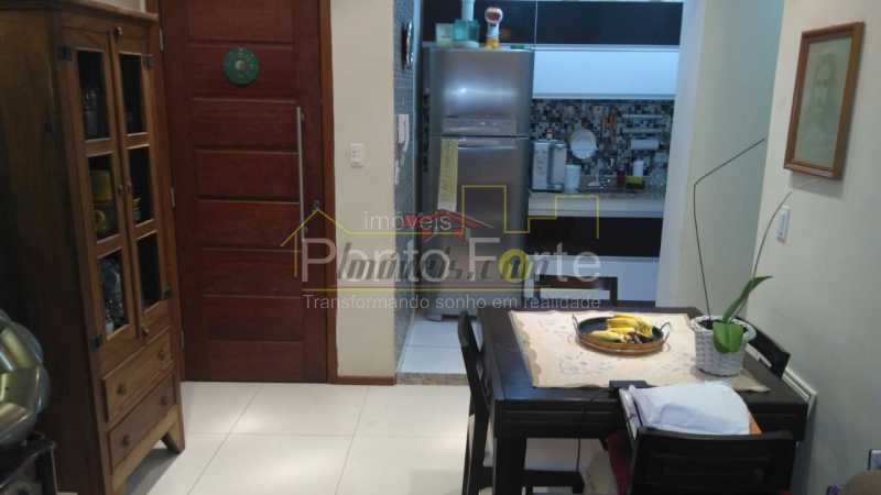 Conheça 3 do imóvel - Apartamento 2 quartos à venda Tanque, Rio de Janeiro - R$ 195.000 - PEAP21465 - 4 3 - Apartamento 2 quartos à venda Tanque, Rio de Janeiro - R$ 195.000 - PEAP21465 - 4