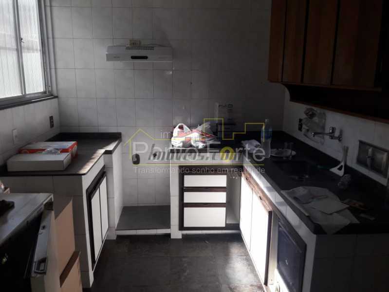 Conheça 17 do imóvel - Casa Vila Valqueire,Rio de Janeiro,RJ À Venda,3 Quartos,236m² - PECA30298 - 19 17 - Casa Vila Valqueire,Rio de Janeiro,RJ À Venda,3 Quartos,236m² - PECA30298 - 19