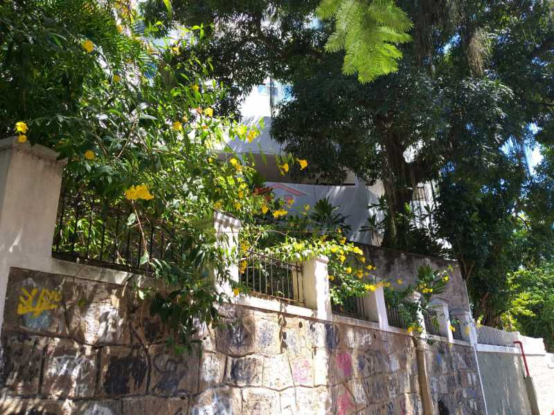 Conheça 1. do imóvel - Terreno 2200m² à venda Pechincha, Rio de Janeiro - R$ 3.500.000 - PEMF00035 - 1 1. - Terreno 2200m² à venda Pechincha, Rio de Janeiro - R$ 3.500.000 - PEMF00035 - 1